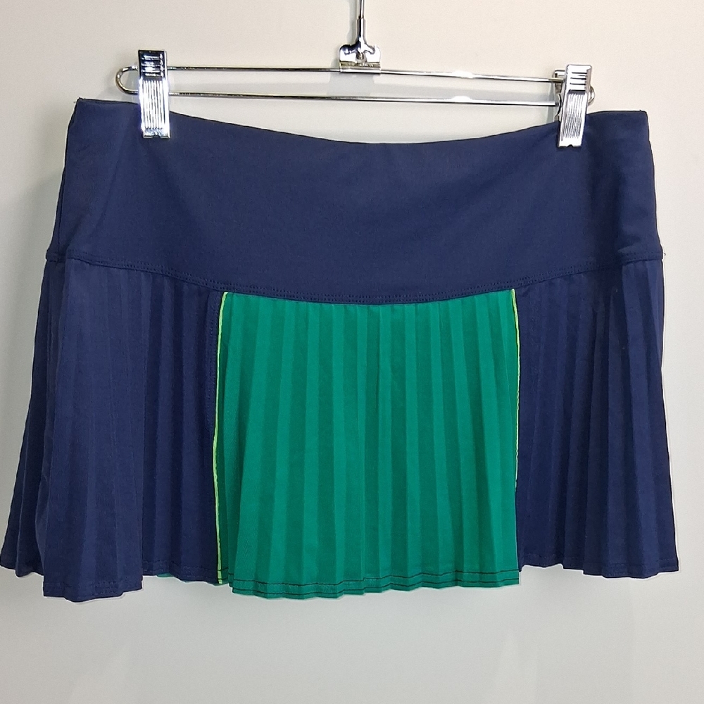 Lucky In Love Navy and Green Pleated Athletic Skirt/Shorts